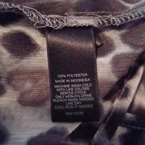 💙🌺Animal print top - Picture 8 of 8